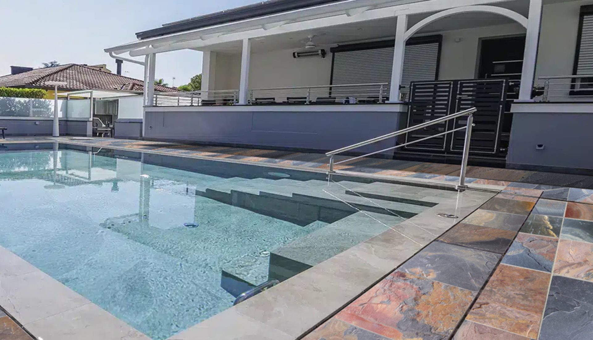 pavimento-per-piscina-african-stone1